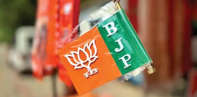 শপথ নিয়েই সল্টলেকের রাস্তা সংস্কারে উদ্যোগ মন্ত্রী শারদ্বতের