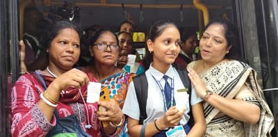 পাহাড় থেকে সমতল, আজ থেকেই বিনামূল্যে বাস যাত্রা মহিলাদের, দেওয়া হচ্ছে ‘জিরো ব্যালেন্স ’ টিকিট