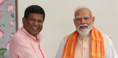 প্রধানমন্ত্রীর সাথে সৌজন্য সাক্ষাতে বিধানসভার স্পিকার রথীন বসু