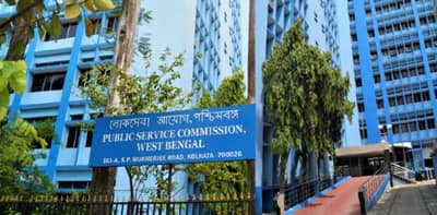 পাবলিক সার্ভিস কমিশনের চেয়ারম্যান পদ থেকে ইস্তফা দিলেন দেবল রায়