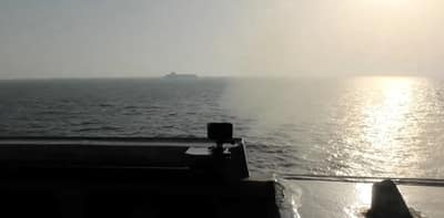 ওমান সাগরে মার্কিন রণতরীতে হামলা ইরানের