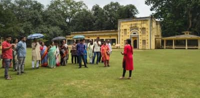 এবার সপ্তাহে ৬ দিন হেরিটেজ ওয়াক, বিশ্বভারতীর সিদ্ধান্তে উচ্ছ্বসিত পর্যটকরা
