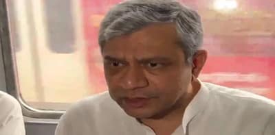 কলকাতার চিংড়িঘাটায় মেট্রোর কাজ পরিদর্শনে রেলমন্ত্রী অশ্বিনী বৈষ্ণব