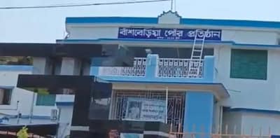 চেয়ারম্যান সহ চার কাউন্সিলারের পদত্যাগ, বাঁশবেড়িয়া পুরসভাও কি হাতছাড়া তৃণমূলের?