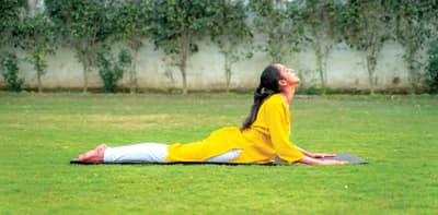 সুস্থ থাকতে মেয়েদের জরুরি ব্যায়াম