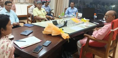 পূর্তমন্ত্রী হিসাবে দায়িত্বভার গ্রহণ করলেন অজয় পোদ্দার