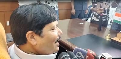 পরিবহণ দপ্তরের মন্ত্রী হিসেবে দায়িত্ব নিলেন অর্জু...