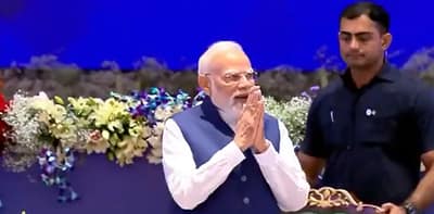দিল্লির ভারত মণ্ডপমে এনডিএ নেতাদের সঙ্গে বৈঠকে প্রধানমন্ত্রী নরেন্দ্র মোদি