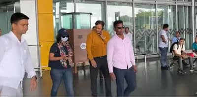 কলকাতা বিমানবন্দরে নামলেন তৃণমূল নেত্রী সায়নী ঘোষ
