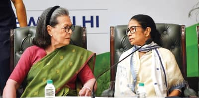 তৃণমূলের ভাঙন: লাভ কোন দলের?