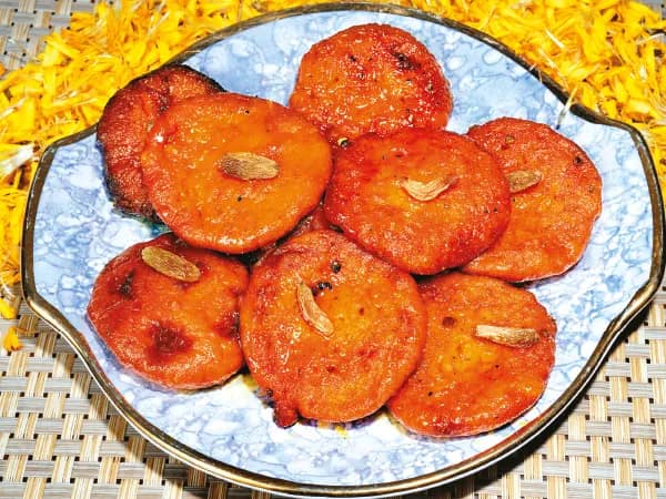 লাগল যে দোল