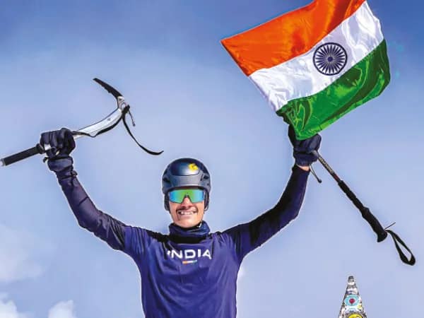 আর্জেন্তিনার আগ্নেয়পর্বত জয় উত্তরপাড়ার শুভমের