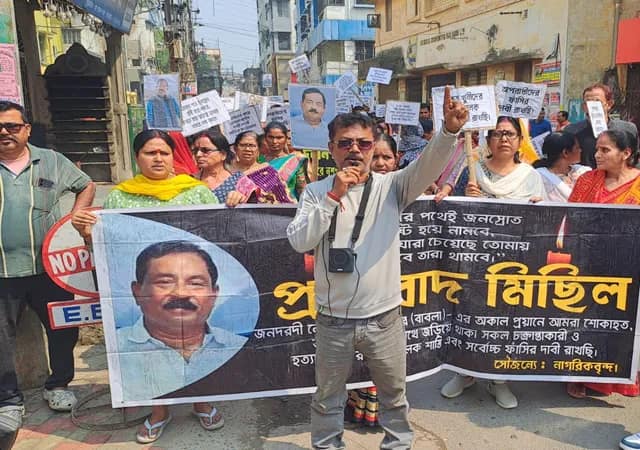 বাবলা সরকার হত্যাকাণ্ড: দ্রুত বিচারের দাবিতে পথে নামল মালদহবাসী