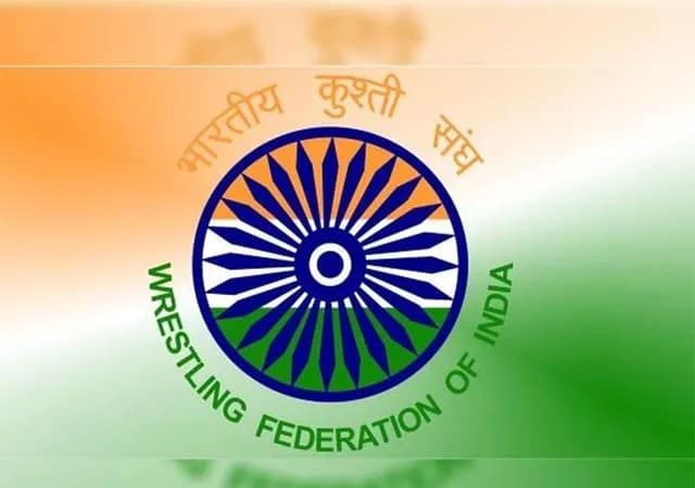 ভারতীয় কুস্তি নিয়ামক সংস্থার উপর থেকে নিষেধাজ্ঞা প্রত্যাহার করল ক্রীড়ামন্ত্রক