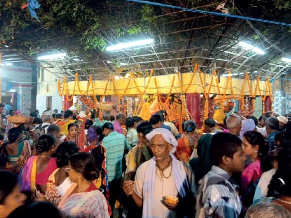 ঘোষপাড়ায় শুরু সতীমায়ের দোলমেলা