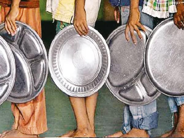 ওন্দার স্কুলে প্রধান শিক্ষকের বদলির প্রতিবাদে ফের বিক্ষোভ, অচলাবস্থা