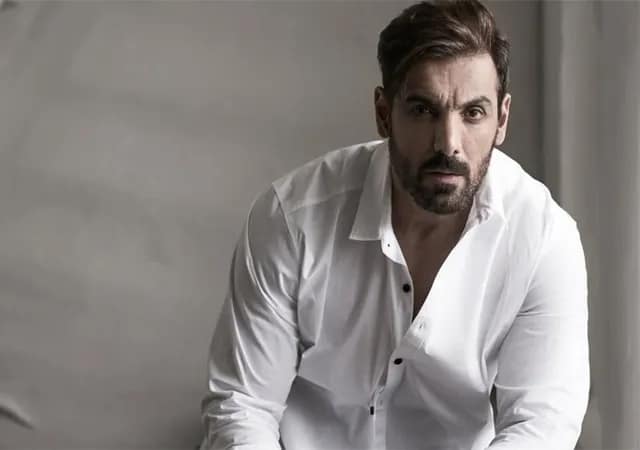 বন্ধুর সঙ্গে জুটি