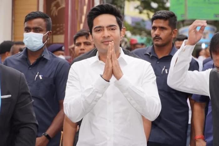 অভিষেকের হুঁশিয়ারিতেও কি জেলায় গোষ্ঠীকোন্দল মিটবে?
