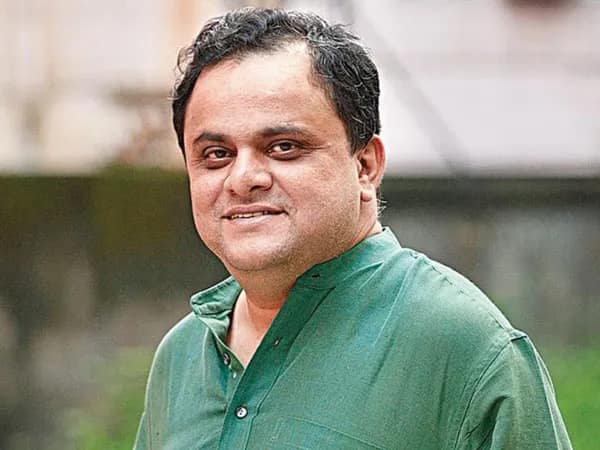 একজন পড়ুয়া থাকলেও কোনও স্কুল বন্ধ হবে না, জানালেন মন্ত্রী