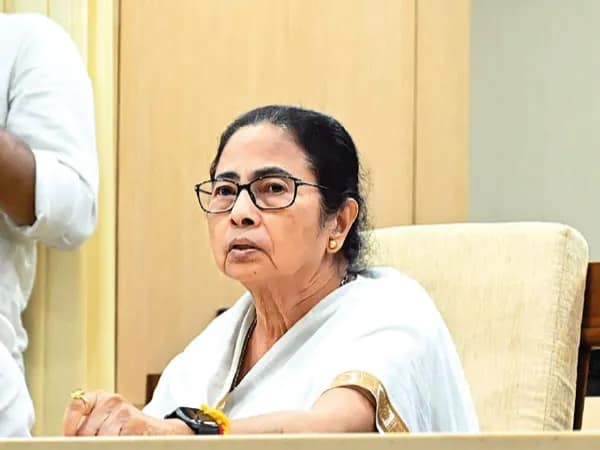 অপেক্ষায় অনাবাসী বাঙালিরা, ‘দিদি অক্সফোর্ডে ভাষণ দেবেন, ইতিহাস তৈরি হতে চলেছে’