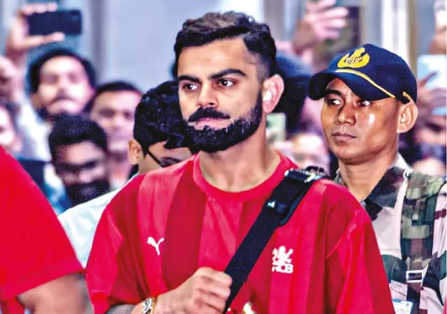 পারদ চড়িয়ে শহরে পৌঁছলেন কোহলি