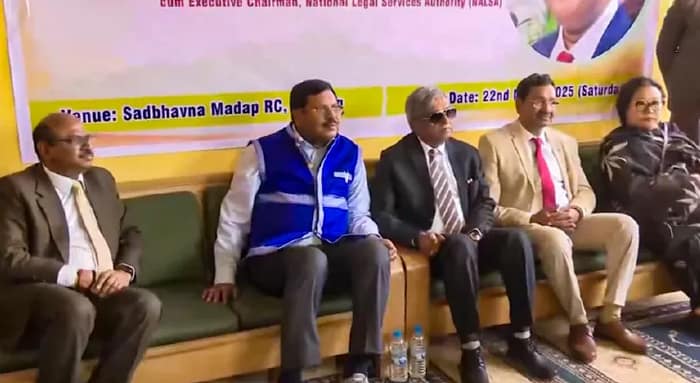 শান্তি ফেরাতে একযোগে কাজ করুন, আর্জি সুপ্রিম কোর্টের বিচারপতি দলের