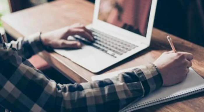 আবেদনে রাজি নন, আন্দোলনেই আস্থা চাকরিহারা শিক্ষকদের, রাত সাড়ে ১০টায় খুলল পোর্টাল