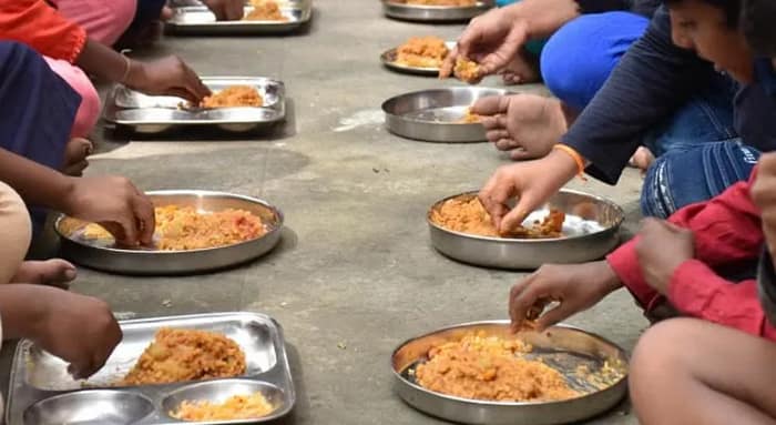 ২ মাস পর নিতুড়িয়ার স্কুলে চালু হচ্ছে মিড ডে মিল