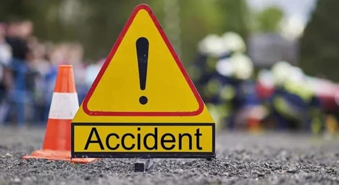 মুর্শিদাবাদে ১২ নম্বর জাতীয় সড়কে পথ দুর্ঘটনায় গুরুতর জখম কেন্দ্রীয় বিদ্যালয়ের ৪ শিশু