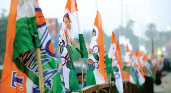 ভুয়ো প্রোফাইল থেকে অশান্তি ছড়ানোর চেষ্টা, সতর্ক থাকার পরামর্শ, স্বরাষ্ট্র মন্ত্রকের ব্যর্থতা, তোপ তৃণমূলের