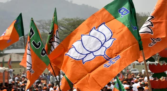 মালদহে দিলীপ ঘোষের ডিএম অফিস অভিযান কার্যত ফ্লপ