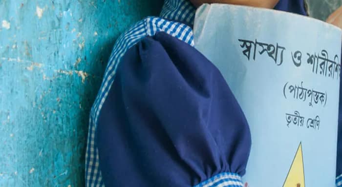 থানায় এসে আদিবাসী নাবালিকার করুণ আর্তি ‘বিয়ে নয়, আরও পড়াশোনা করতে চাই’
