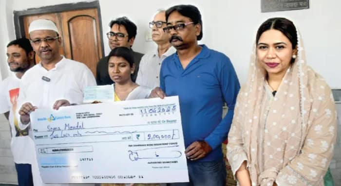 দুরারোগ্য অসুখে আক্রান্ত শিশুর চিকিৎসায় সাহায্য ফিরহাদের