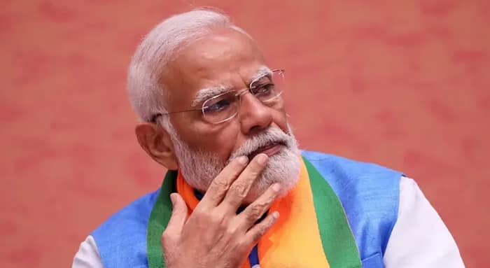 চিৎপুর মোড় সংলগ্ন হোটেলে অগ্নিকাণ্ড: শোকপ্রকাশ করলেন প্রধানমন্ত্রী নরেন্দ্র মোদি, আর্থিক সাহায্যের ঘোষণাও করলেন তিনি