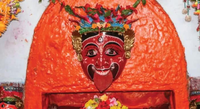 ৩৮০ বছর বৈশাখ মাসজুড়ে জাঁকজমক পুজো ‘মা জহরা’র