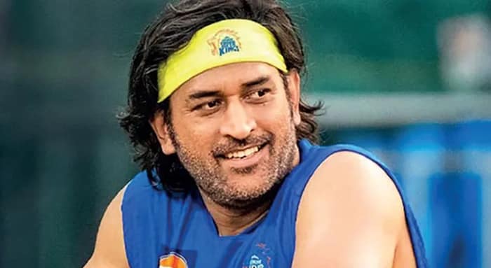 সেরা হয়েও নির্বিকার ধোনি