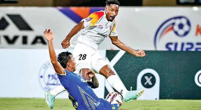 কেরল ব্লাস্টার্সের কাছে হেরে বোধনেই বিদায় ইস্ট বেঙ্গলের