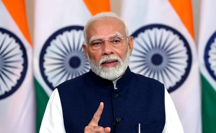 বায়ুসেনা প্রধানের সঙ্গে বৈঠক করলেন প্রধানমন্ত্রী, প্রত্যাঘাতের কৌশল নিয়ে কথা?