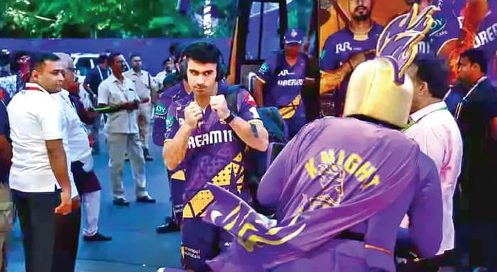 মঙ্গলবার প্রতিপক্ষ দিল্লি, রাজধানী পৌঁছল নাইটরা
