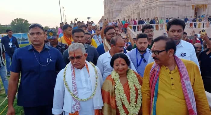 দীঘায় জগন্নাথ মন্দিরে সস্ত্রীক গেলেন বিজেপি নেতা দিলীপ ঘোষ