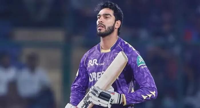 অবশেষে বাদ পড়লেন বেঙ্কটেশ