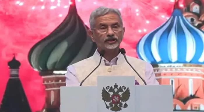 পাকিস্তানের সঙ্গে যুদ্ধ পরিস্থিতির মধ্যে ভারতের পাশে দাঁড়ানোর জন্য রাশিয়াকে ধন্যবাদ জানালেন বিদেশমন্ত্রী এস জয়শঙ্কর