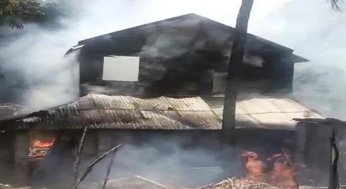 ভাঙচুর, দোতলা বাড়িতে পেট্রল ঢেলে আগুন! বধূকে খুনের অভিযোগে উত্তপ্ত নন্দীগ্রাম
