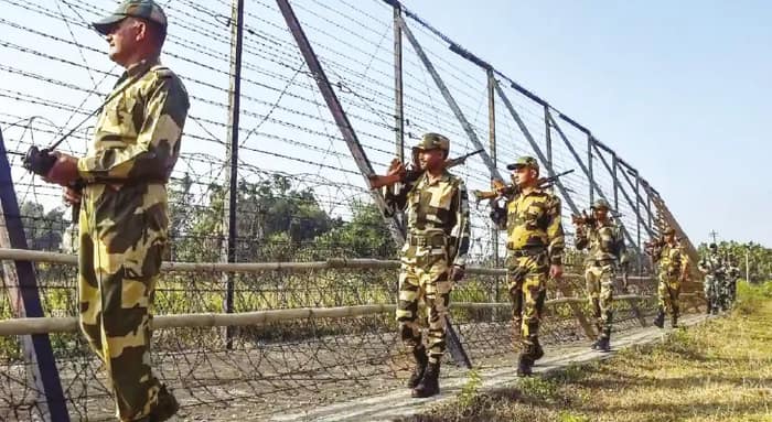 নদীয়ার কাঁটাতারহীন সীমান্তে বাড়তি বাহিনী মোতায়েন করল বিএসএফ