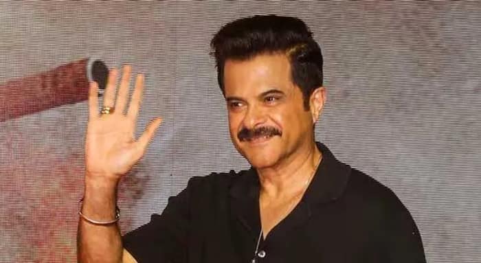 মেন্টরের ভূমিকায়  অনিল