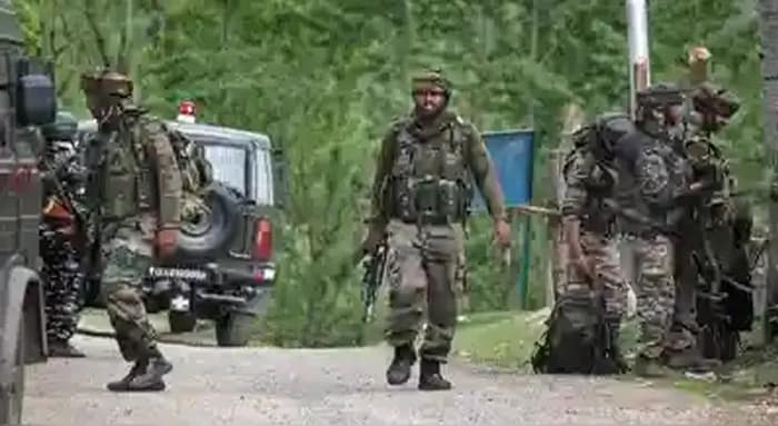 অপারেশন কেল্লার: কাশ্মীরে খতম  টিআরএফ কমান্ডার সহ তিন জঙ্গি