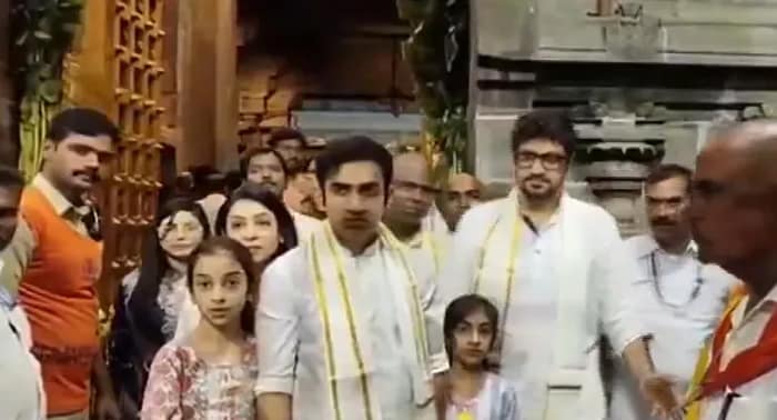 অন্ধ্রপ্রদেশের তিরুমালা মন্দিরে পুজো দিতে গেলেন ভারতীয় ক্রিকেট দলের হেড কোচ গৌতম গম্ভীর