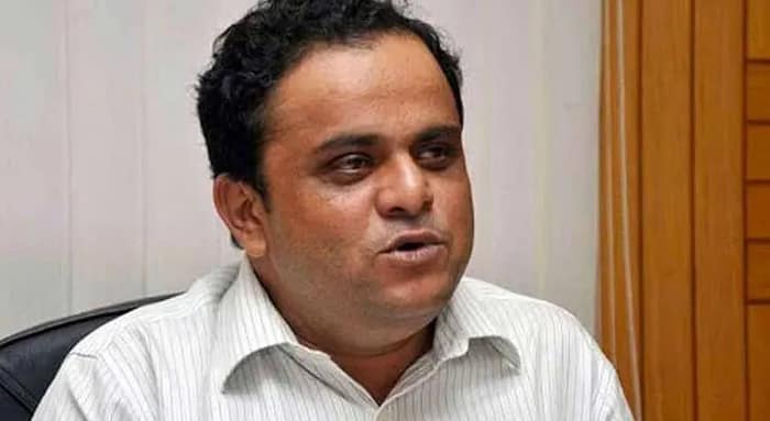 মাধ্যমিক রেজিস্ট্রেশন: জরিমানা ইস্যুতে পর্ষদের পাশে  ব্রাত্য, নির্দেশ মানল সব স্কুলই