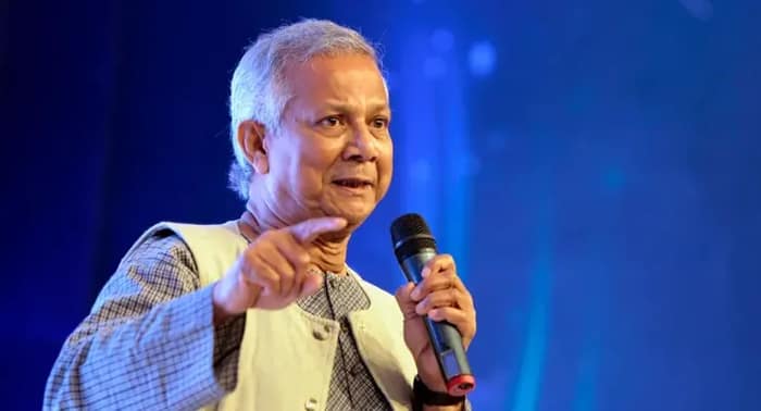 ‘জুলাই যোদ্ধা’দের উপরেই লাঠিচার্জ ইউনুসের পুলিশের