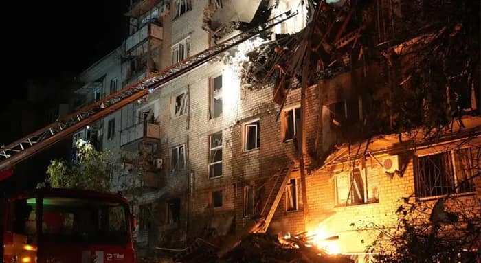 ইউক্রেনে আকাশপথে ভয়াবহ হামলা চালাল রাশিয়া, হত ১৩